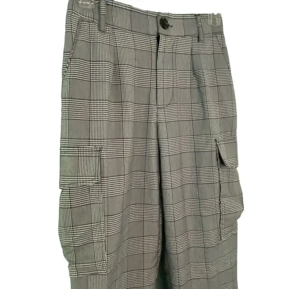 Forever 21 Women's Plaid Cargo Joggers Black and White Trousers Small - Picture 6 of 11